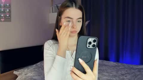 Snapshot of eternity_is_endless chatting on February 20, 7:23 am Mary online show from February 20, 7:23 am