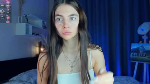 Snapshot of eternity_is_endless chatting on February 25, 7:20 am Mary online show from February 25, 7:20 am