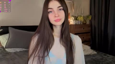 Snapshot of eternity_is_endless chatting on November 9, 8:01 am Mary online show from November 9, 8:01 am