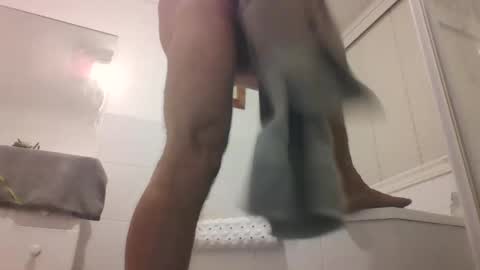 ET online show from December 11, 5:04 pm