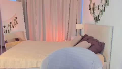 Ethan online show from July 28, 5:12 pm