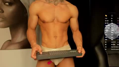 Snapshot of ethan_devis7 chatting on June 26, 8:35 pm Ethan - Independent model online show from June 26, 8:35 pm