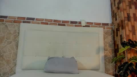 Snapshot of ethan_helmut chatting on December 4, 6:55 am ethan helmut online show from December 4, 6:55 am