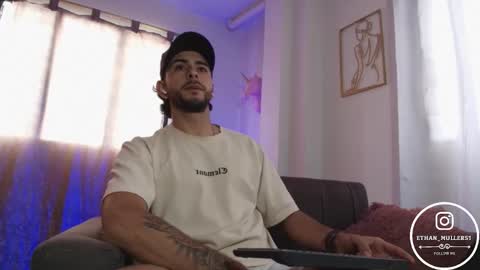 Ethan Muller online show from March 20, 9:30 pm