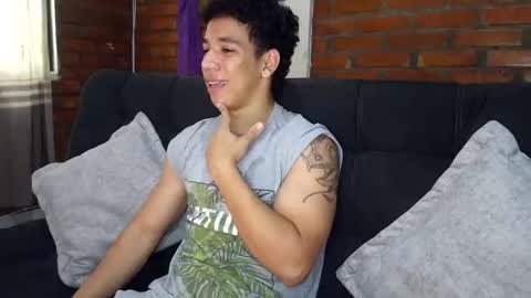 Snapshot of ethan_noir chatting on December 30, 9:40 pm Ethan Noir online show from December 30, 9:40 pm