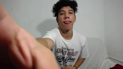 Snapshot of ethan_noir chatting on February 15, 5:19 am Ethan Noir online show from February 15, 5:19 am