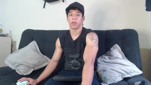 Snapshot of ethan_noir chatting on March 10, 7:29 pm Ethan Noir online show from March 10, 7:29 pm