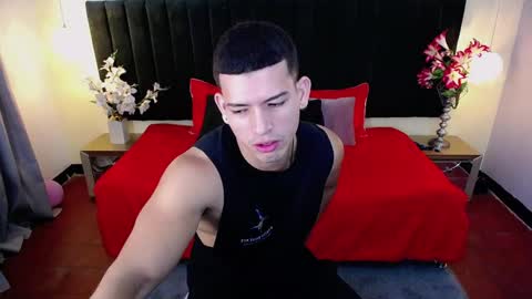Snapshot of ethan_rodgers chatting on September 16, 7:37 pm ETHAN RODGERS online show from September 16, 7:37 pm