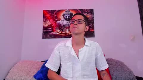 Snapshot of ethan_sai01 chatting on October 28, 9:50 pm ETHAN SAI online show from October 28, 9:50 pm