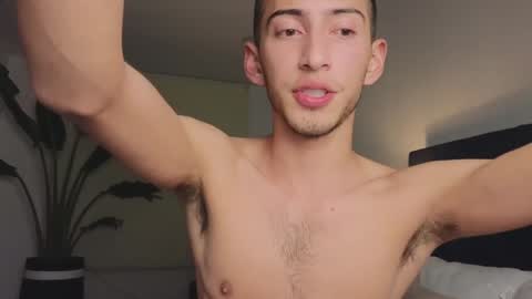 Snapshot of ethan_skiny_ chatting on January 14, 3:53 am Joan online show from January 14, 3:53 am