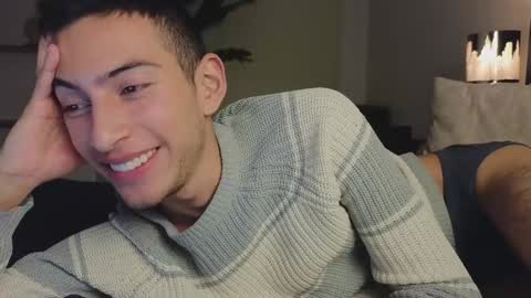 Snapshot of ethan_skiny_ chatting on January 22, 7:03 am Joan online show from January 22, 7:03 am