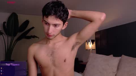 Snapshot of ethan_skiny_ chatting on September 9, 4:01 am Joan online show from September 9, 4:01 am