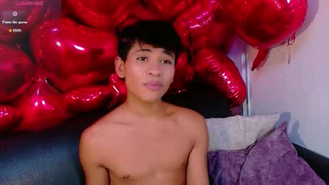 Ethan online show from February 25, 8:51 pm