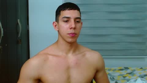 Snapshot of ethan_wright_ chatting on November 27, 4:47 am ethan_wright_ online show from November 27, 4:47 am