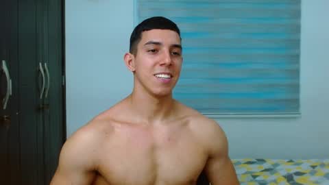 Snapshot of ethan_wright_ chatting on November 27, 10:12 pm ethan_wright_ online show from November 27, 10:12 pm