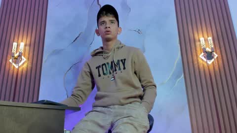 ethanhot_os online show from April 10, 6:12 pm