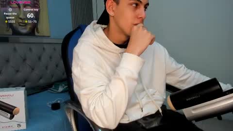 ethanx18 online show from June 15, 3:42 am