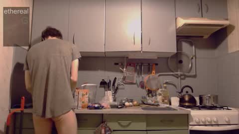 Snapshot of etherealg chatting on September 23, 5:05 pm G online show from September 23, 5:05 pm