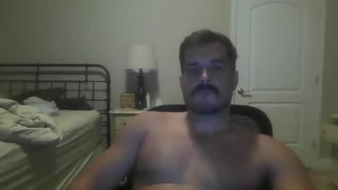 Snapshot of etim33 chatting on October 3, 3:36 am etim33 online show from October 3, 3:36 am