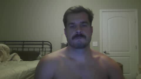 Snapshot of etim33 chatting on November 4, 10:09 pm etim33 online show from November 4, 10:09 pm