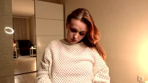 etta_jane online show from April 9, 2:22 pm