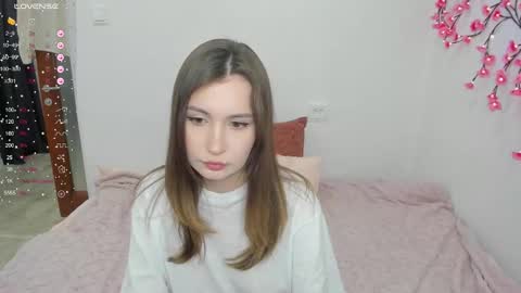 Veronica Tiia Lilith left to right online show from February 11, 12:48 am