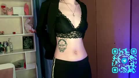 Kate online show from April 18, 1:15 pm