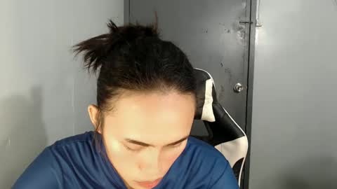 YELLA online show from January 3, 11:25 am