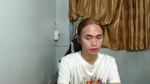 YELLA online show from January 16, 10:02 pm