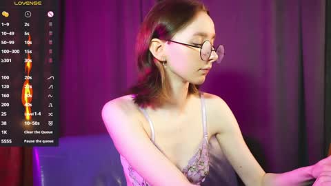 Snapshot of euphoria_girls chatting on December 13, 7:10 pm check about me online show from December 13, 7:10 pm