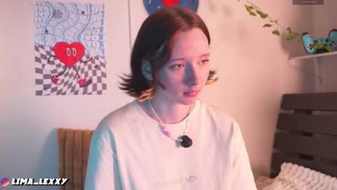 Snapshot of euphoria_girls chatting on April 24, 2:36 am check about me online show from April 24, 2:36 am