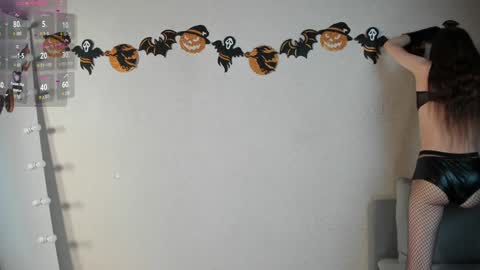 Snapshot of euphoria_life chatting on October 5, 9:56 pm Molly online show from October 5, 9:56 pm