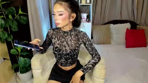 euphoric_goddess online show from May 11, 4:04 pm