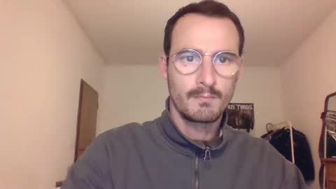 Snapshot of europe_bang chatting on November 17, 5:19 pm Andrea online show from November 17, 5:19 pm