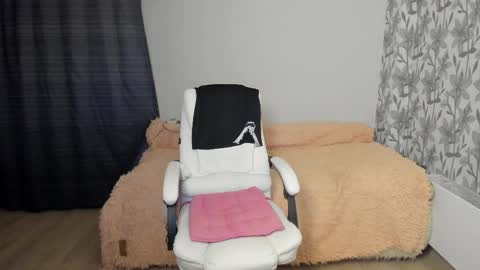 Eva online show from February 14, 9:11 pm