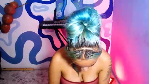 Snapshot of eva_brooks1 chatting on July 15, 4:45 pm Iris Smile independent model online show from July 15, 4:45 pm