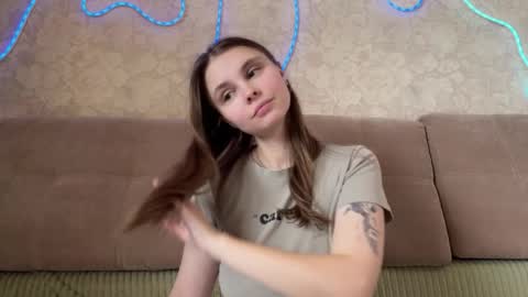 Snapshot of eva_calvin chatting on December 5, 4:43 am Eva Calvin online show from December 5, 4:43 am