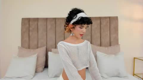 Eva  online show from January 15, 4:39 am