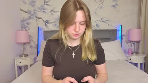 Eva online show from April 9, 12:32 pm