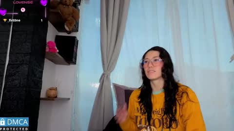 eva delight online show from February 26, 11:20 am