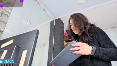 eva delight online show from February 27, 11:10 am