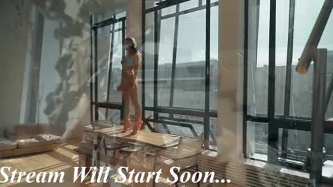 Snapshot of eva_fashionista chatting on December 13, 9:09 pm Eva online show from December 13, 9:09 pm