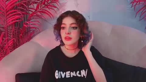 Snapshot of eva_halsey chatting on November 21, 8:07 pm E V A online show from November 21, 8:07 pm