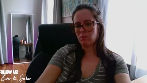 Snapshot of eva_jake chatting on February 19, 7:59 pm Eva Jake online show from February 19, 7:59 pm