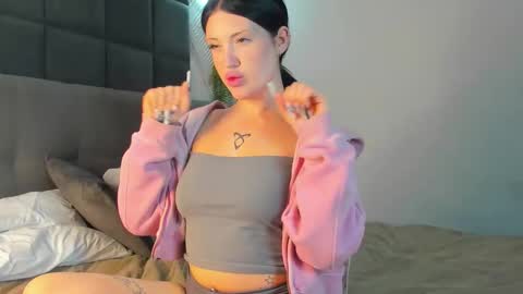 Eva online show from November 25, 9:20 am