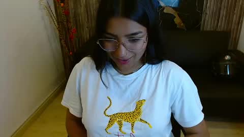 eva_luna699425 online show from May 13, 3:53 pm