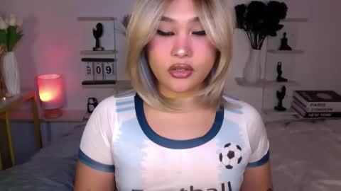 Snapshot of eva_mazikeen69 chatting on September 9, 9:36 pm Queen Eva Mazikeen online show from September 9, 9:36 pm