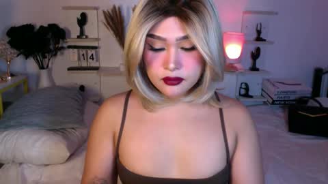 Snapshot of eva_mazikeen69 chatting on November 14, 8:07 pm Queen Eva Mazikeen online show from November 14, 8:07 pm