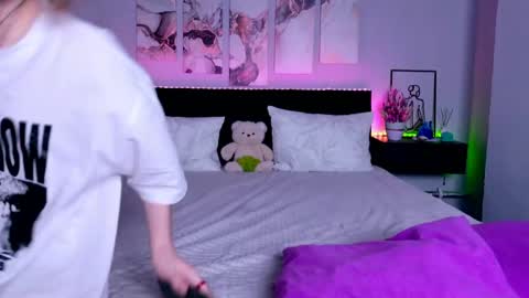 Snapshot of eva_meaw chatting on June 1, 6:20 pm Eva meaw online show from June 1, 6:20 pm