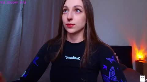 eva_meow_eva online show from May 20, 8:59 pm